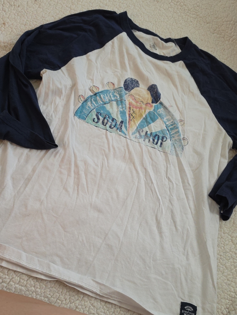 Disney beaches and cream soda shop, three quarter length sleeve - Picture 1 of 6
